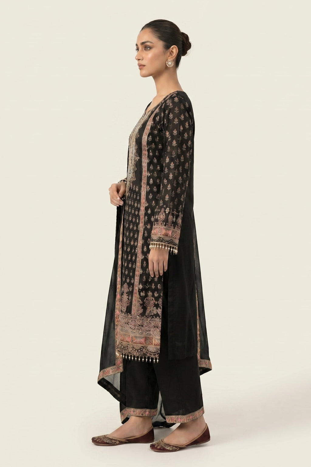Elayna Black Crepe Kurta Set
