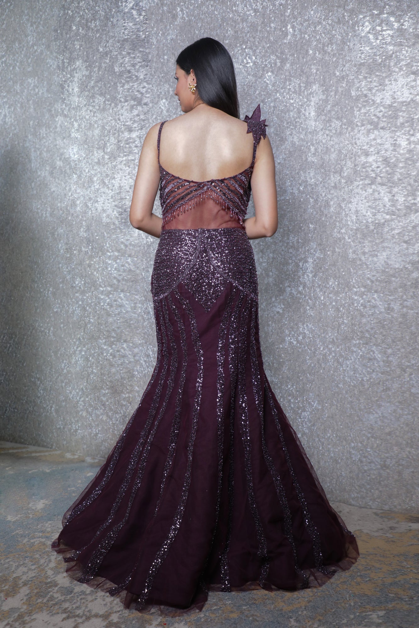 Wine Imported Net Handwork Fish Cut Gown