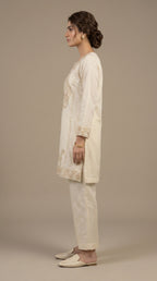 Elara Ivory Linen Embroidered Kurta Set
