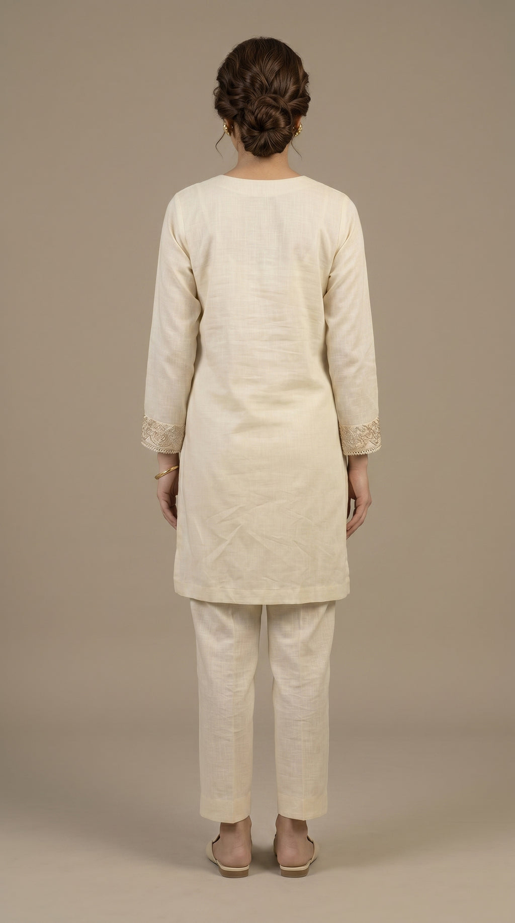 Elara Ivory Linen Embroidered Kurta Set
